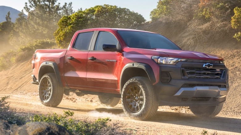 Chevrolet Colorado Trailboss off-roading