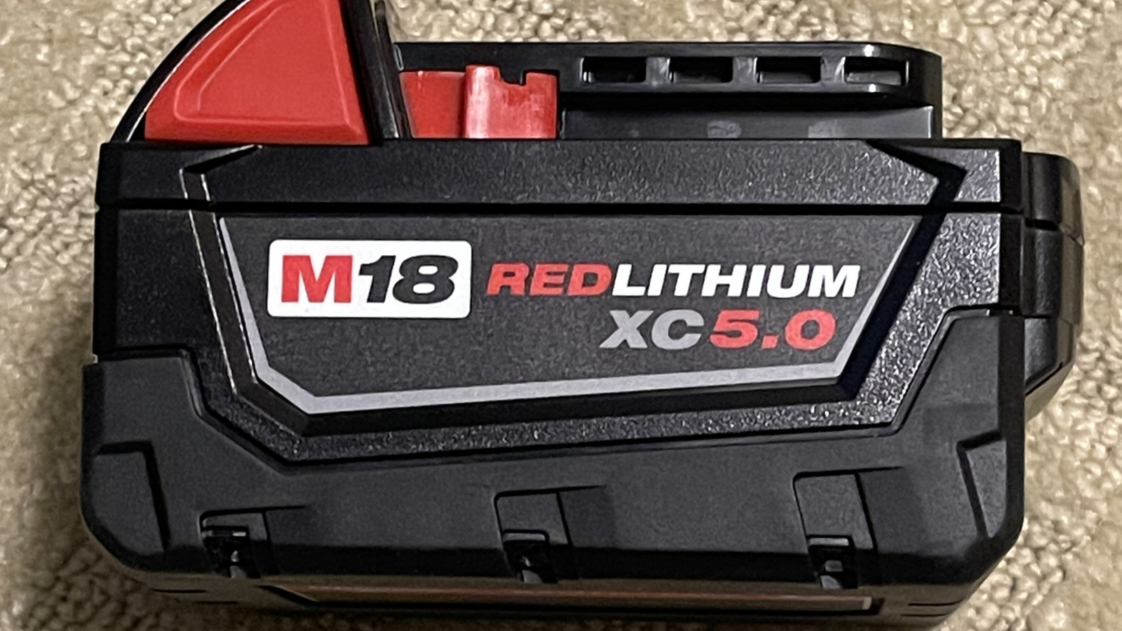 Compact Vs. Thick Milwaukee M18 Batteries: What’s The Difference?