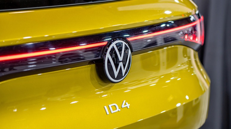 Yellow Volkswagen ID.4 bumper