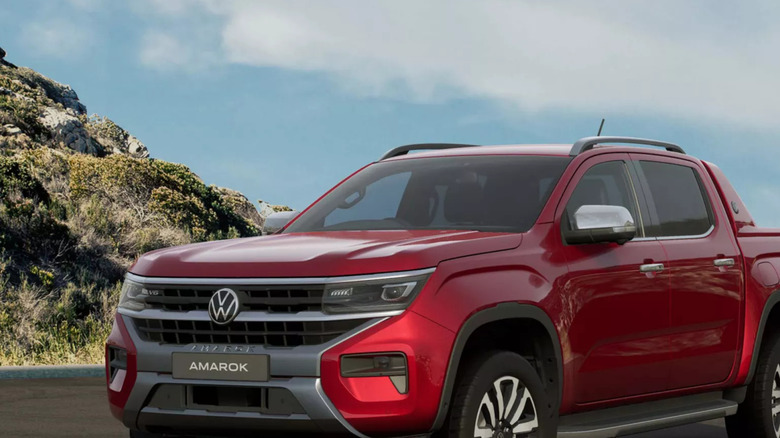 2024 VW Amarok in red color front 3/4 view