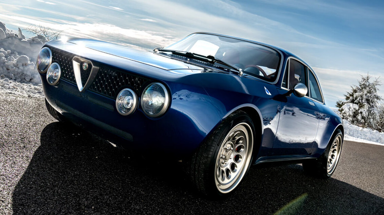 Blue Totem Automobili Giulia
