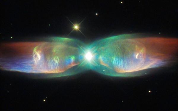 The Twin Jet Nebula, or PN M2-9, is a striking example of a bipolar planetary nebula. Bipolar planetary nebulae are formed when the central object is not a single star, but a binary system, Studies have shown that the nebula's size increases with time, and measurements of this rate of increase suggest that the stellar outburst that formed the lobes occurred just 1200 years ago.