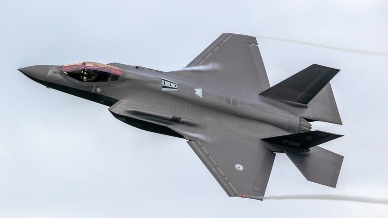 Lockheed Martin F-35 Lightning II in flight.