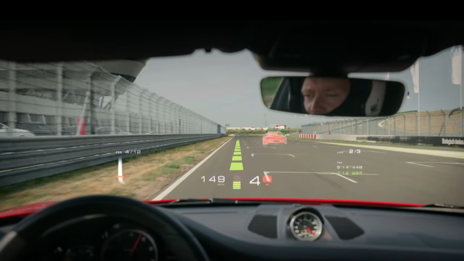 آیا این فناوری جدید صفحه نمایش هولوگرافیک می تواند رانندگان را از خطرات جاده ای نجات دهد؟