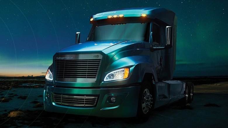 Front 3/4 view of Freightliner truck with Cummins hydrogen fuel cell, CG rendering