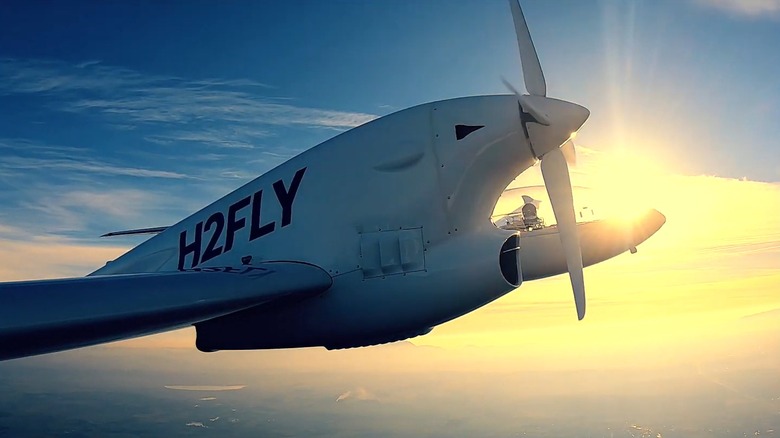 The HY4 aircraft in flight, part of the H2FLY project
