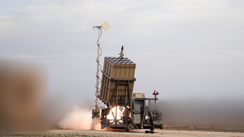 Land-based Stunner multiple-launch platform firing