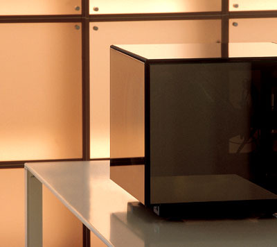 Cuboglass TV