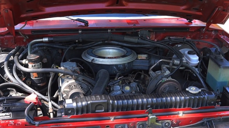 A pre-Power Stroke 7.3-liter diesel engine in an engine bay