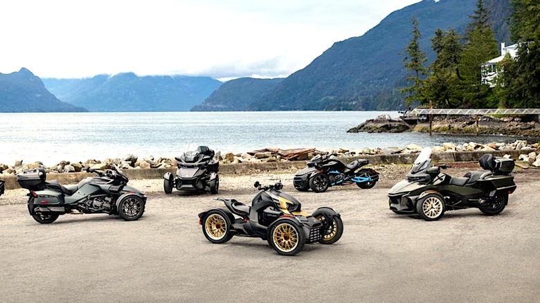 Can-Am trikes by lake