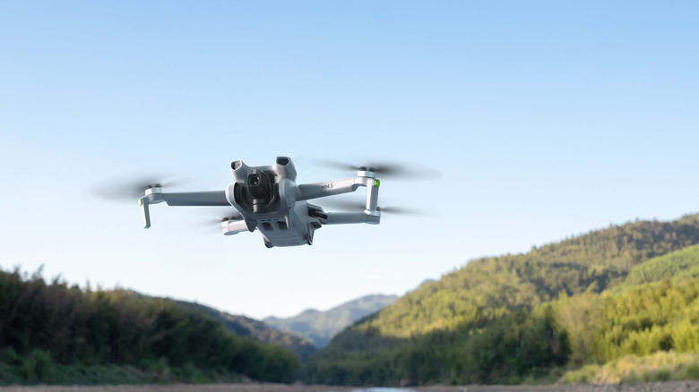 DJI Mini 3 In flight