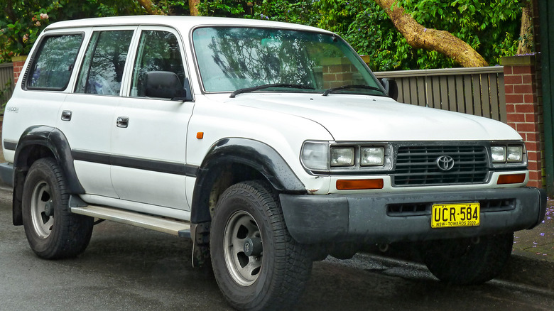 80-Series Toyota Land Cruiser, front-right view