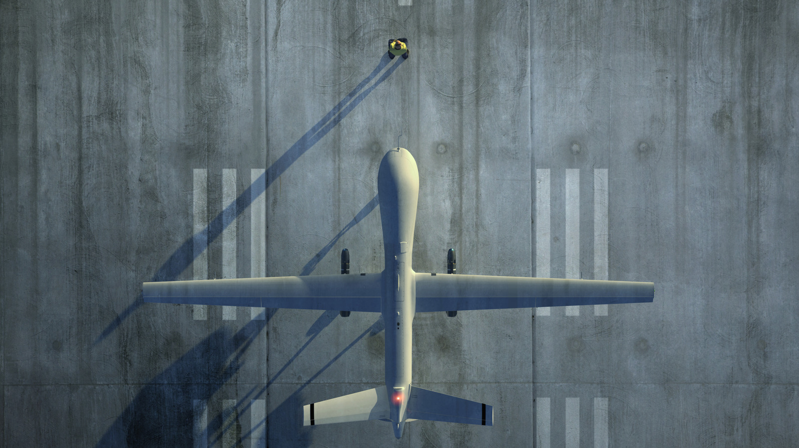 Do US Aircraft Carriers Normally Carry Drones?
