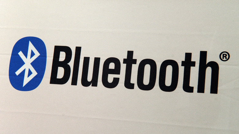 bluetooth logo on screen