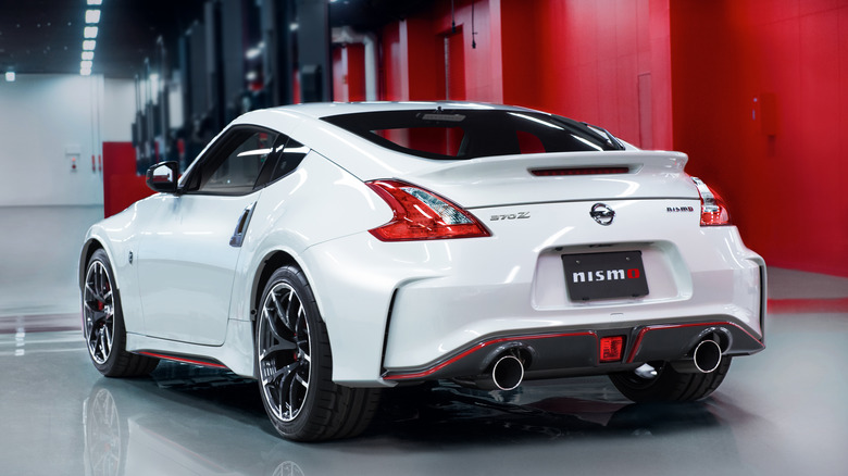 nissan 370z nismo