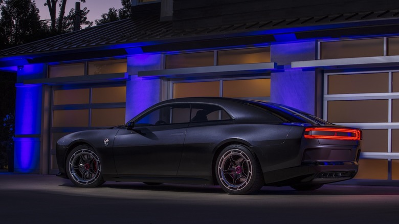 Dodge Charger Daytona SRT