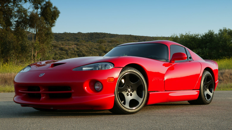2000 Dodge Viper GTS parked road