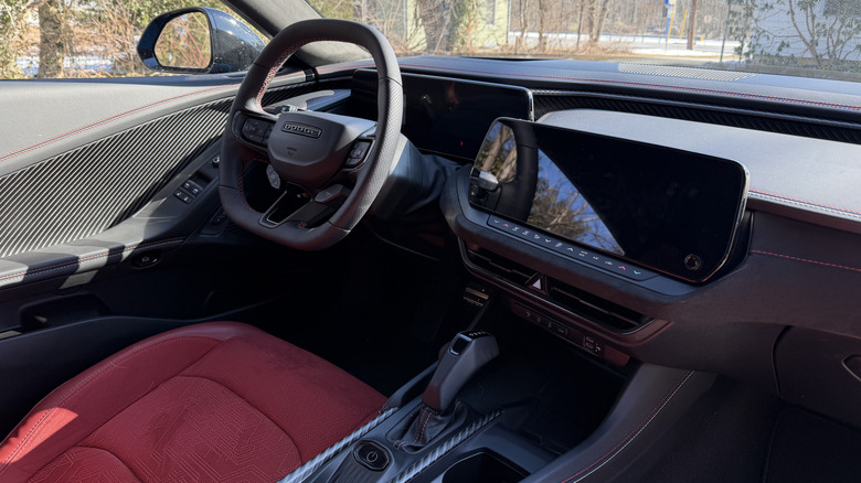 Dodge Charger Daytona interior