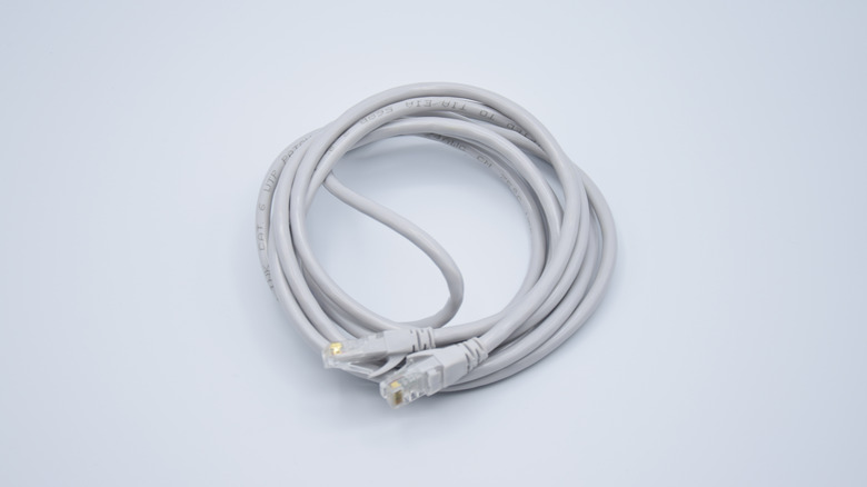 Does Bending An Ethernet Cable Reduce Internet Speed?
