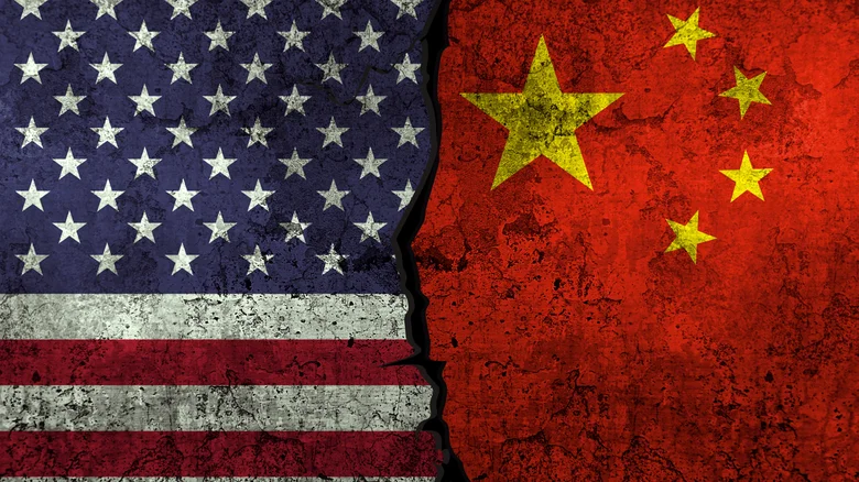 БНХАУ нь АНУ-аас илүү цэргийн хүчтэй юу?