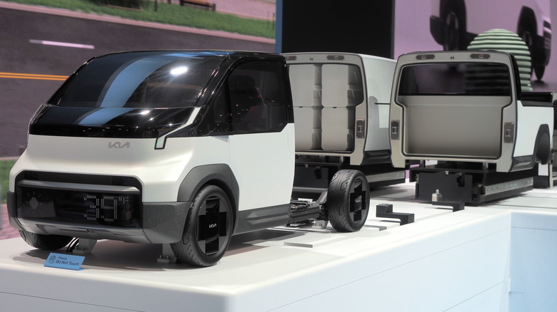 Kia PBV modular EV model