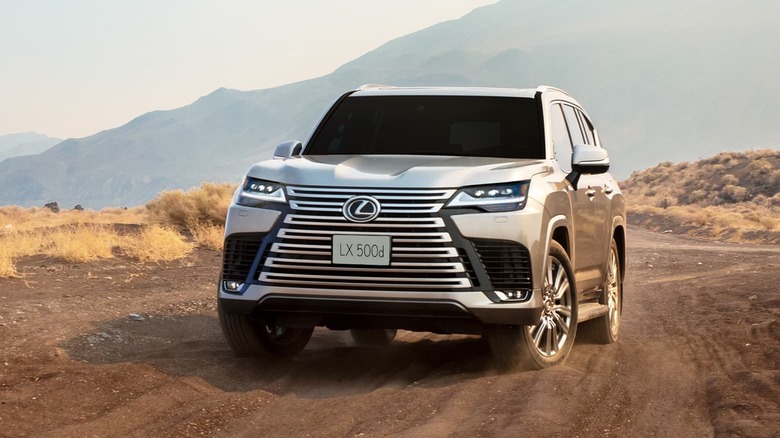 Lexus LX 500d in dusty off terrain