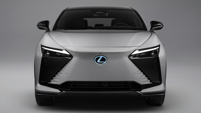 Graw colored Lexus RZ 550
