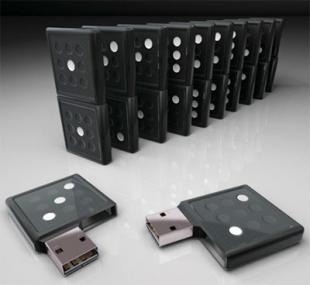 Domino Flash Drive