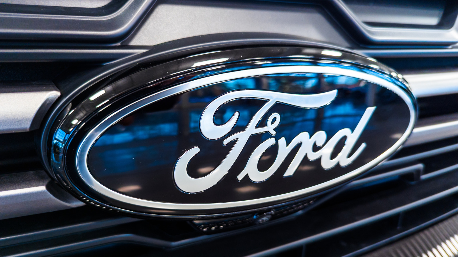 Don’t Expect To Tow Much With Ford’s New Fathom Pickup Truck