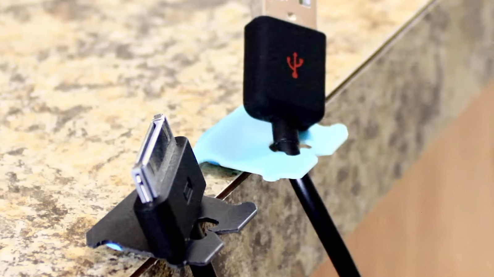Don't Throw Out Plastic Bread Tags – Use Them As Cable Ties Instead