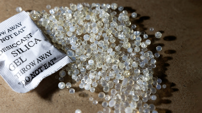 opened silica gel pack