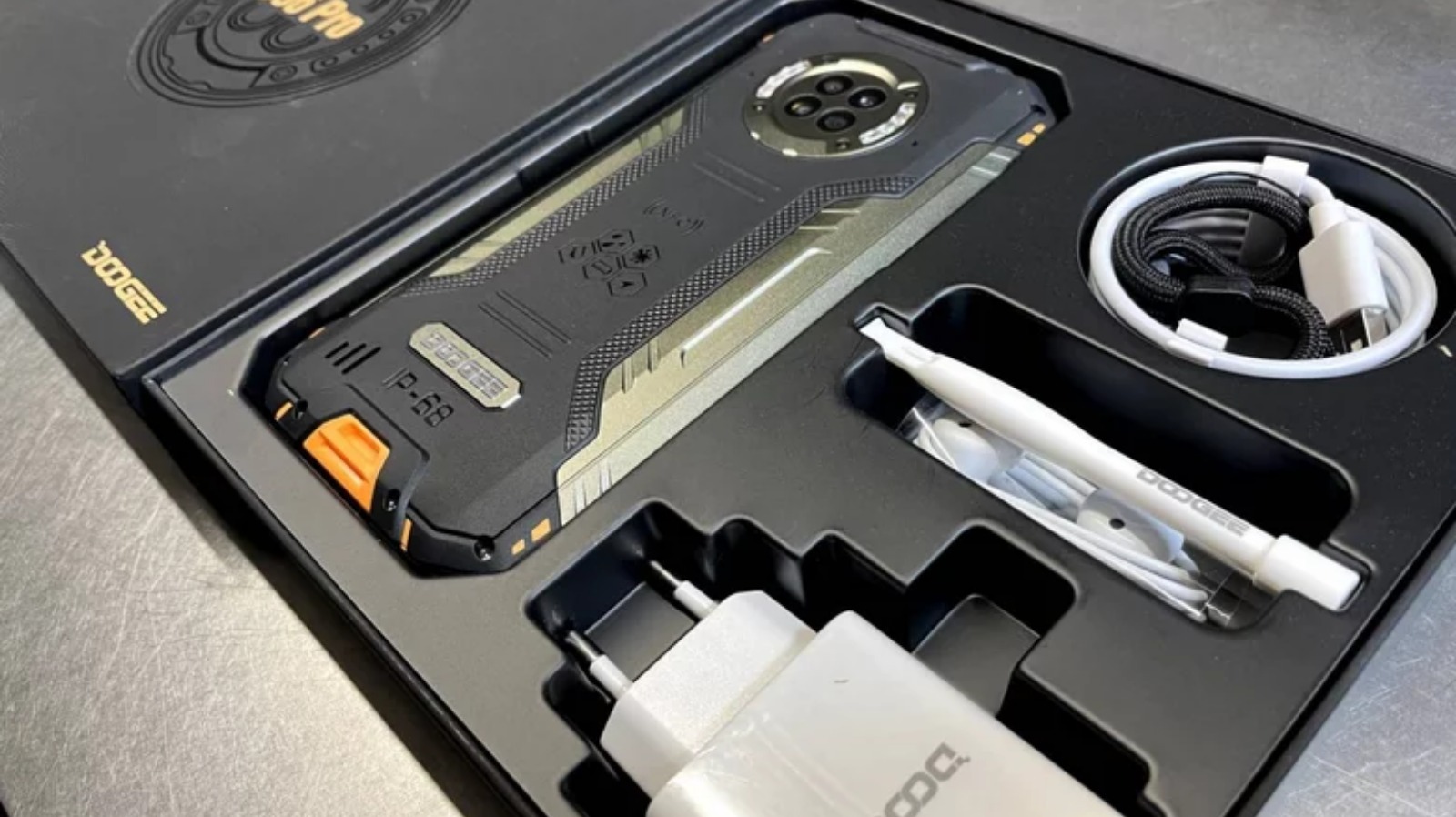 Kit Schermo LCD Di Ricambio Con Touch Digitalizzatore Per DOOGEE S96 Pro – 6.22 Pollici, Risoluzione 720x1520, Con Strumenti Di Montaggio