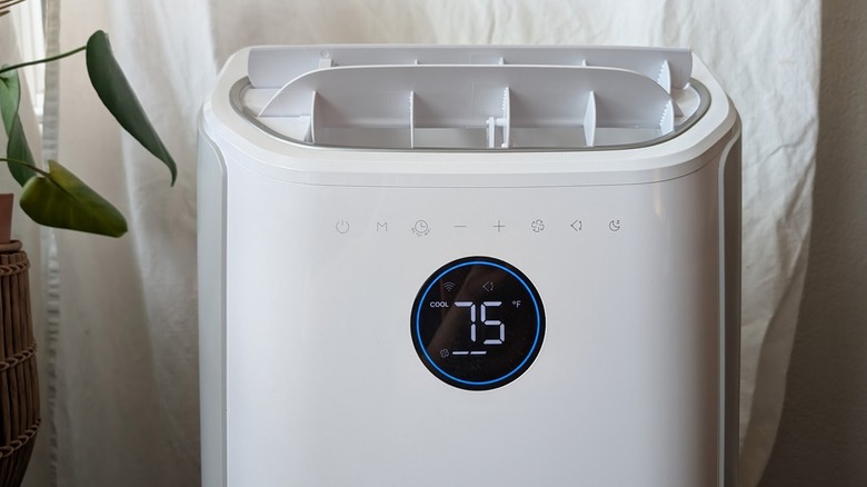 Dreo air conditioner.