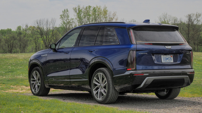 2026 Cadillac Vistiq rear 3/4 view