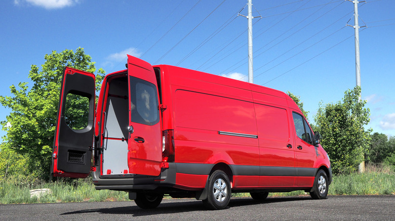 Mercedes eSprinter rear 3/4