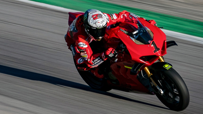 Ducati Panigale V4 driving track