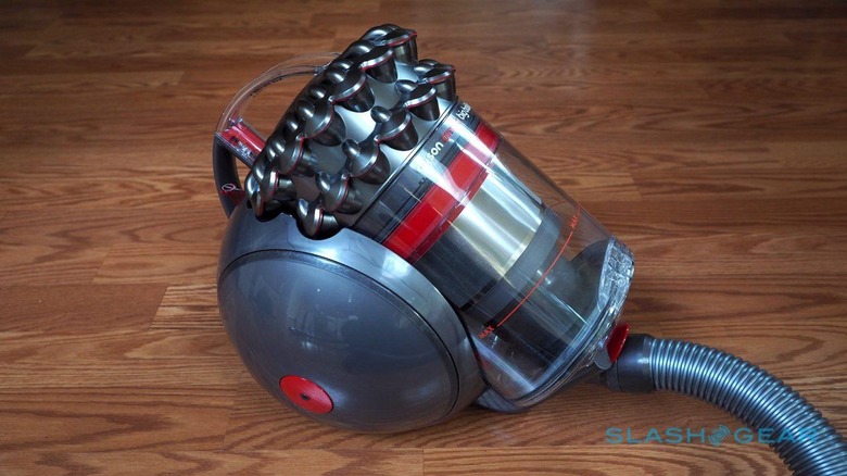 dyson-cinetic-big-ball-animal-vacuum-cleaner-review-4