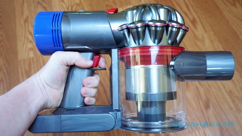 Dyson Absolute Review: A Cordless In Suction -