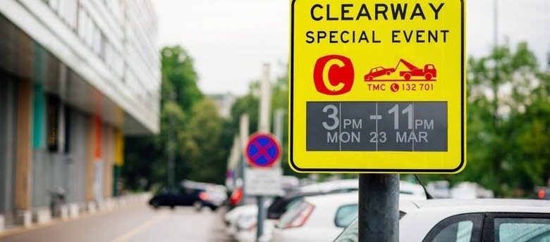 E-ink traffic signs debut in Australia