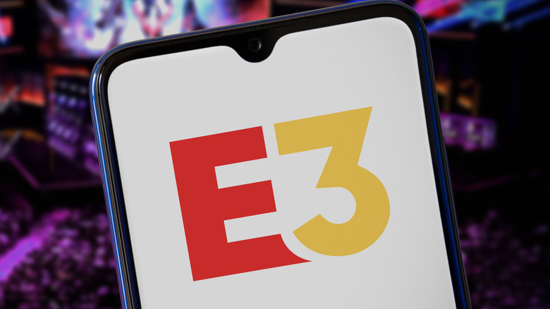 E3 logo smartphone