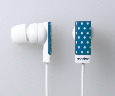 Elecom polka dot earbuds