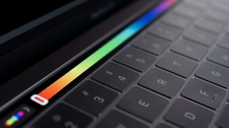 touch bar color macbook pro