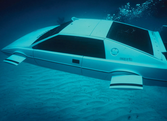 007_lotus_esprit_submarine_2-580x428