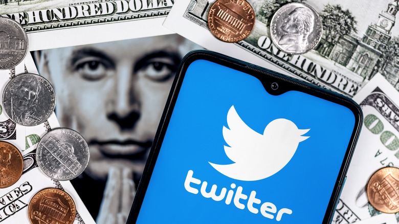 Elon Musk, Twitter app, money