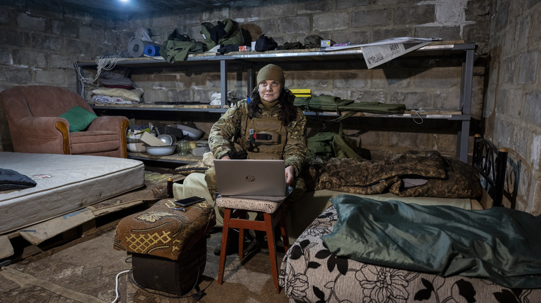 Ukrainian fighter using Starlink