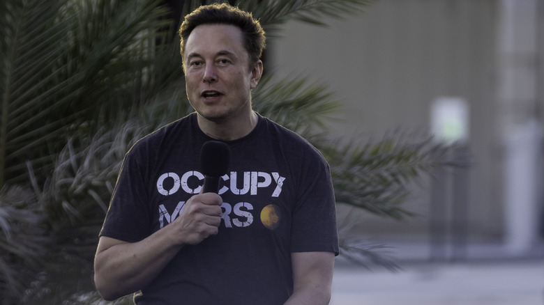 Musk occupy mars shirt speaking