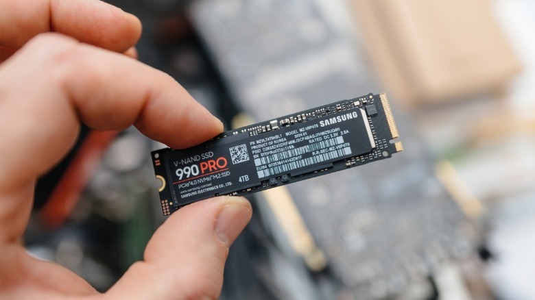 Person holding an NMVe SSD