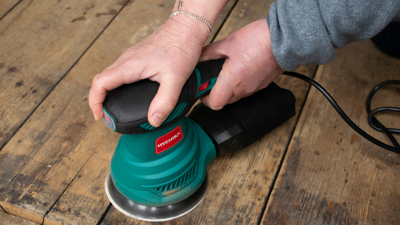 using an orbital sander