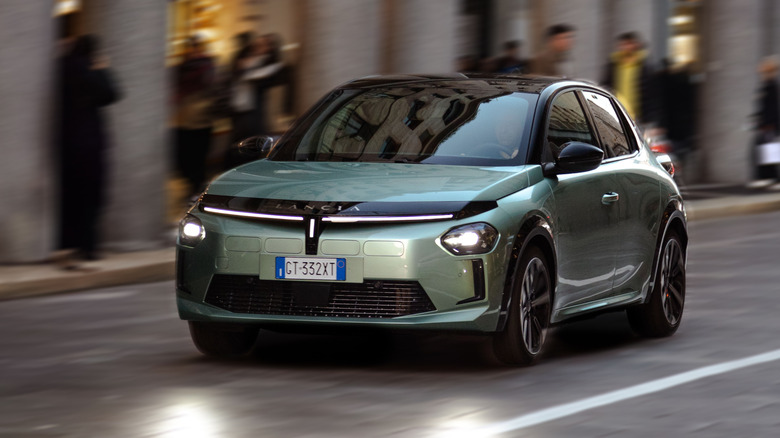 2025 Lancia Ypsilon
