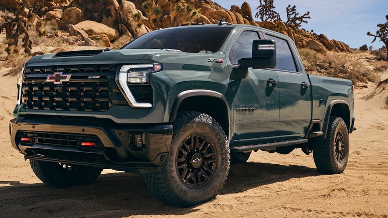 2026 Chevrolet Silverado in cyprus grey